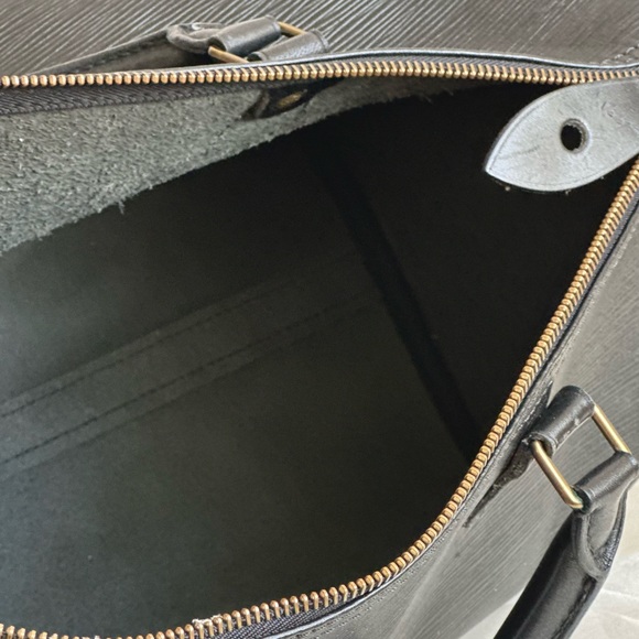 1986 Vintage Louis Vuitton Speedy 35 Epi Noire - Picture 13 of 16